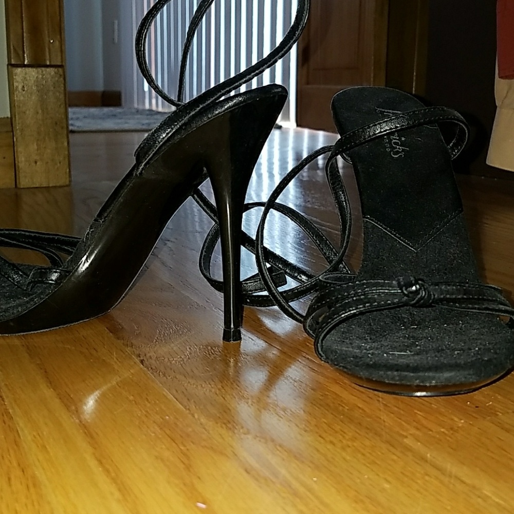 High heel shoes